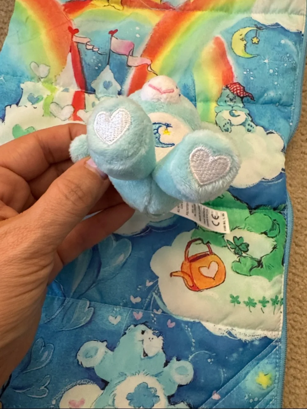 Care Bears & American Girl - Blue Rainbow Sleeping Bag with Pillow & Plush - Picture 3 of 6